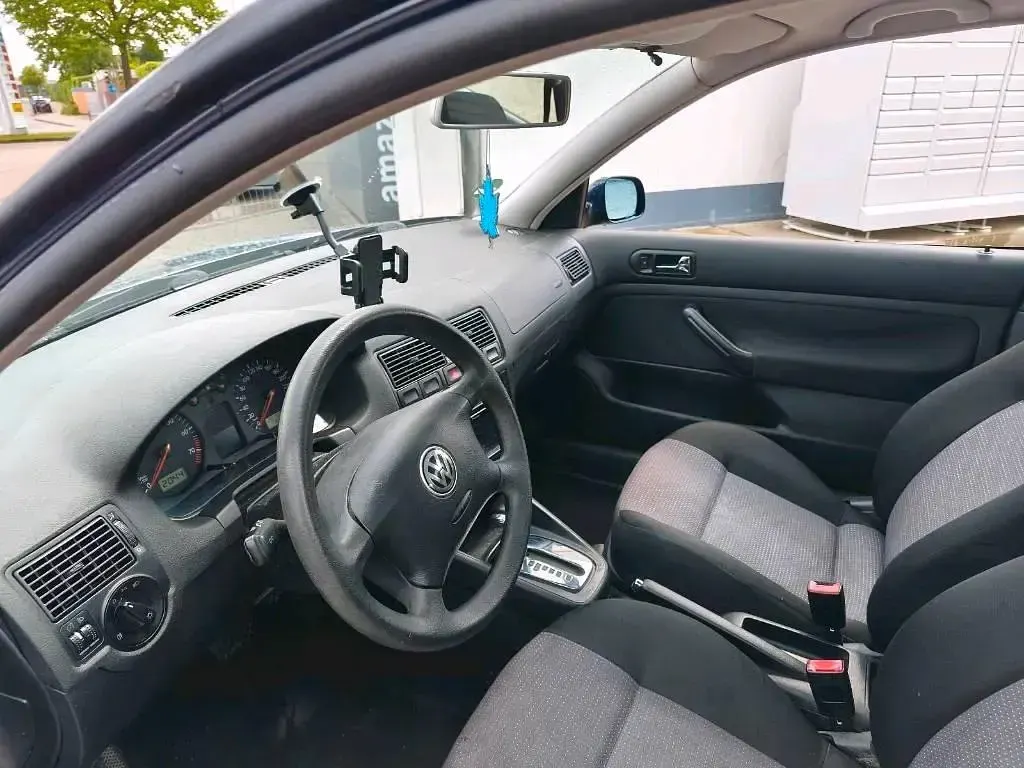 Gebraucht VW Golf IV Sport 105 PS (77 kW) 2002 Andere farben Coupé