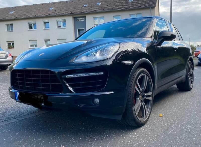 Schwarz Gebraucht 2013 Porsche Cayenne Turbo SUV | 26.500 € (Guter Preis) - Bild 1/4