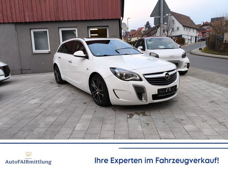 Weiß Gebraucht 2014 Opel Insignia OPC Limousine | 10.000 € (Superpreis) - Bild 1/4