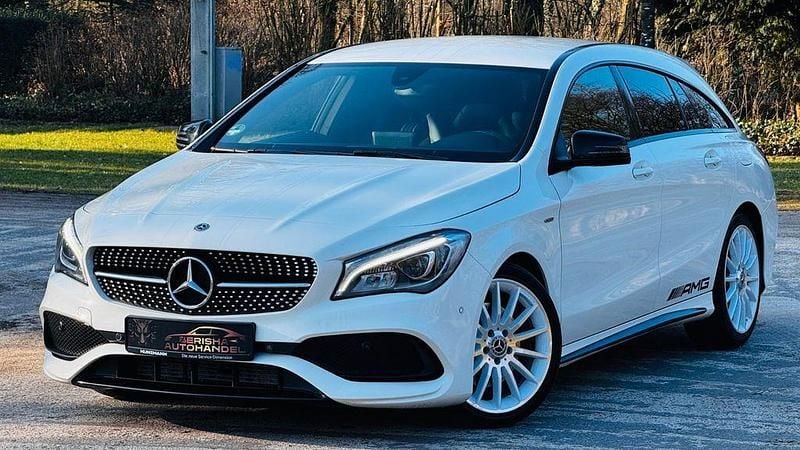 Weiß Gebraucht 2018 Mercedes CLA220 AMG Limousine | 15.990 € (Guter Preis) - Bild 1/4