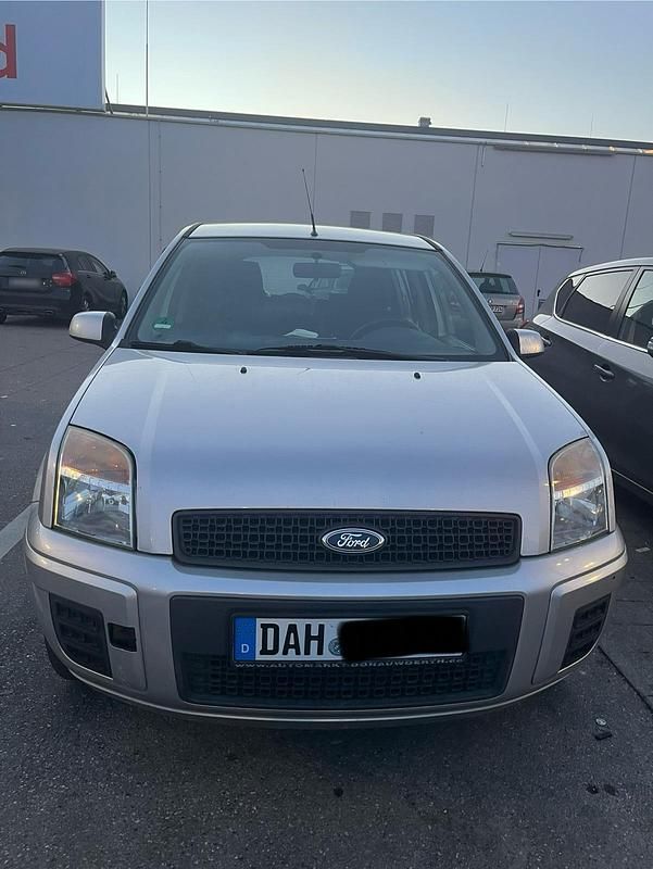 Gebraucht Ford Fusion 70 PS (51 kW) 2008 Kleinwagen