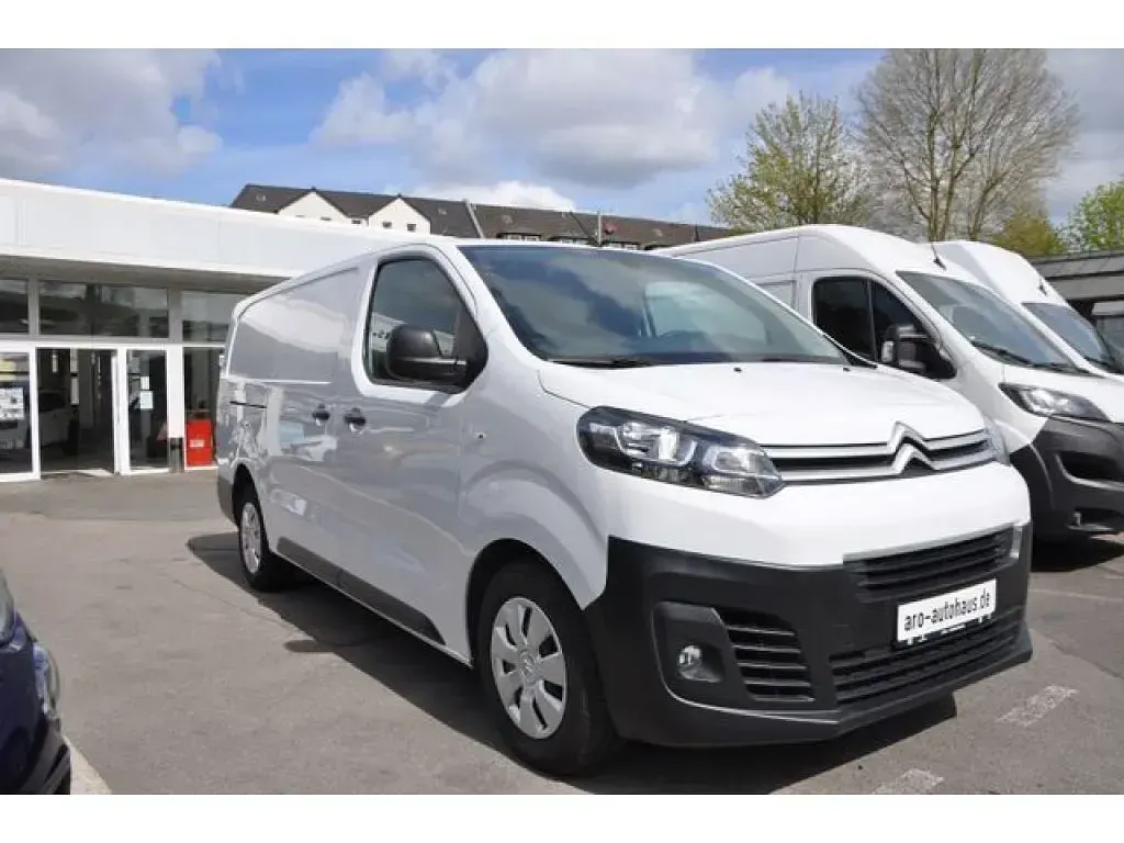 Käytetty Citroën Jumpy 144 HP (105 kW) 2023 Valkoinen Tila-auto