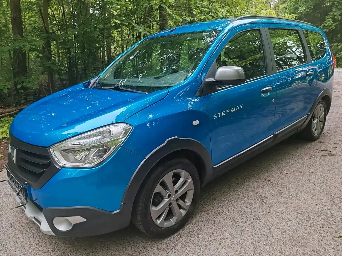 Gebraucht Dacia Lodgy Stepway 116 PS (85 kW) 2015 Blau Van / Kleinbus