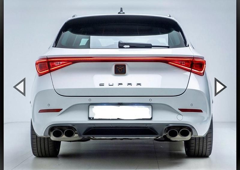 Weiß Gebraucht 2022 Cupra Leon VZ Kombi | 30.790 € (Guter Preis) - Bild 1/4