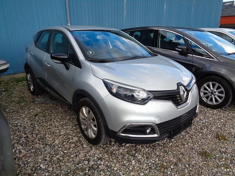 Gebraucht Renault Captur 90 PS (66 kW) 2017 Silber SUV