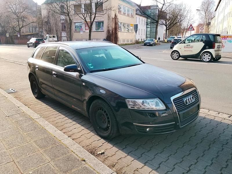 Gebraucht Audi A6 177 PS (130 kW) 2005 Blau Kombi
