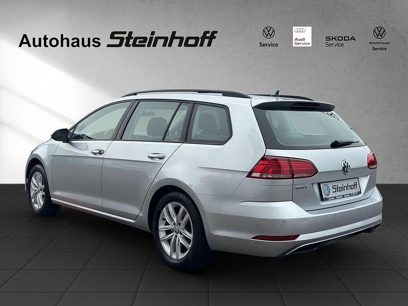 Gebraucht VW Golf VII 150 PS (110 kW) 2020 Silber Kombi