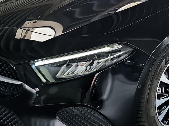Schwarz Gebraucht 2024 Mercedes A180 Limousine | 27.840 € (Guter Preis) - Bild 1/4