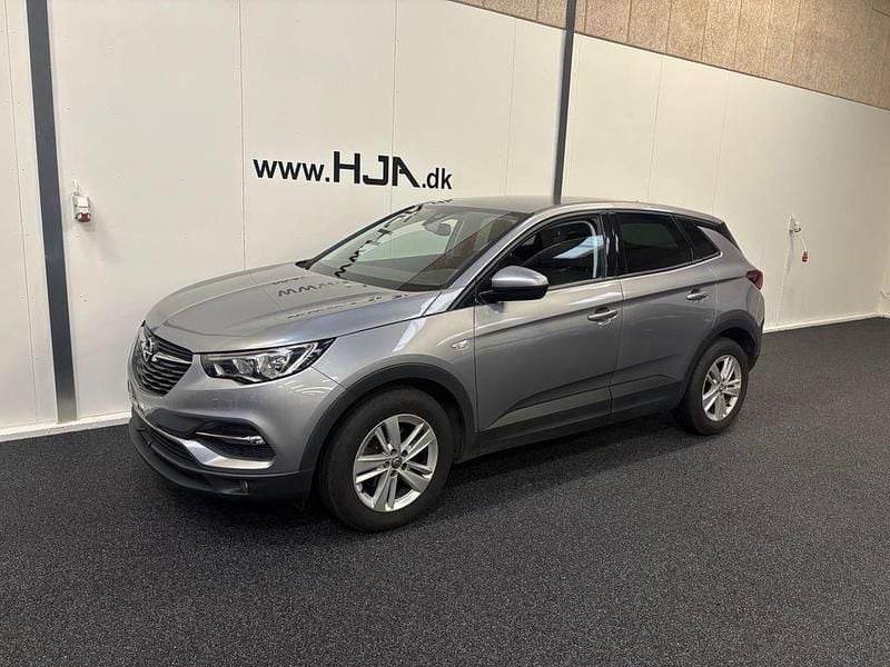 Grau Gebraucht 2018 Opel Grandland X SUV | 7.800 € (Superpreis) - Bild 1/4