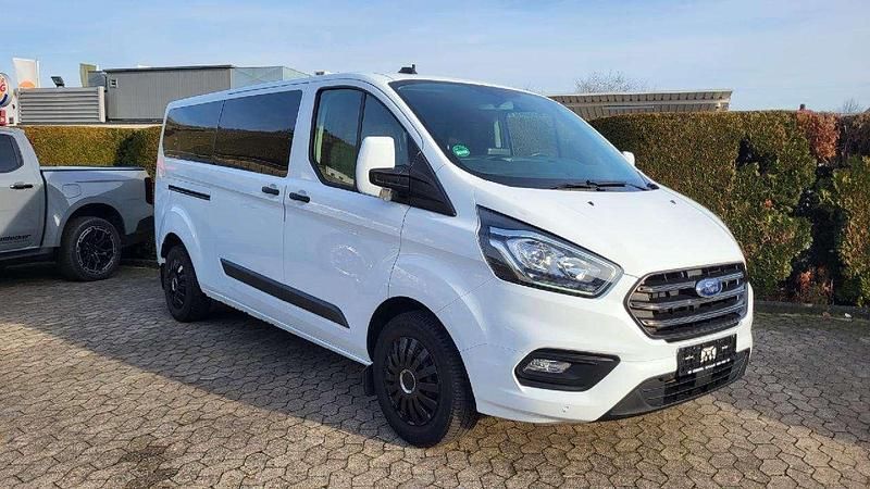 Frostweiß Gebraucht 2023 Ford Transit Custom Trend Van / Kleinbus | 33.900 € (Teuer) - Bild 1/4