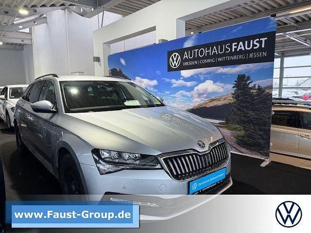 Gebraucht Skoda Superb 150 PS (110 kW) 2022 Silber metallic Kombi