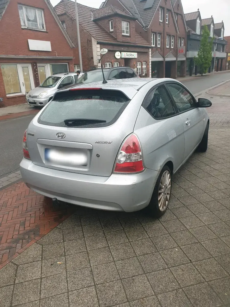 Brugt Hyundai Accent 2007 Sølv Hatchback