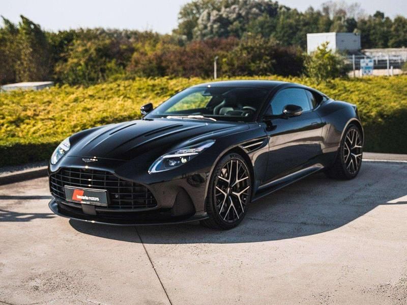 Gebraucht Aston Martin DB12 680 PS (500 kW) 2025 Schwarz