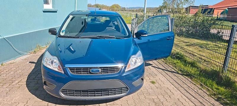 Usata Ford Focus 80 CV (58 kW) 2010 Grigio Berlina