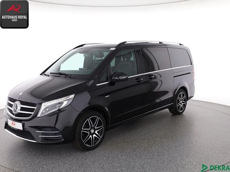 Schwarz Gebraucht 2017 Mercedes V250 AMG Van / Kleinbus | 46.880 € (Etwas zu teuer) - Bild 1/4