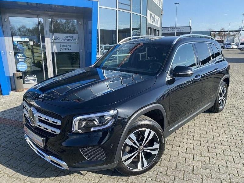 Gebraucht Mercedes GLB200 Progressive 163 PS (119 kW) 2023 Schwarz SUV