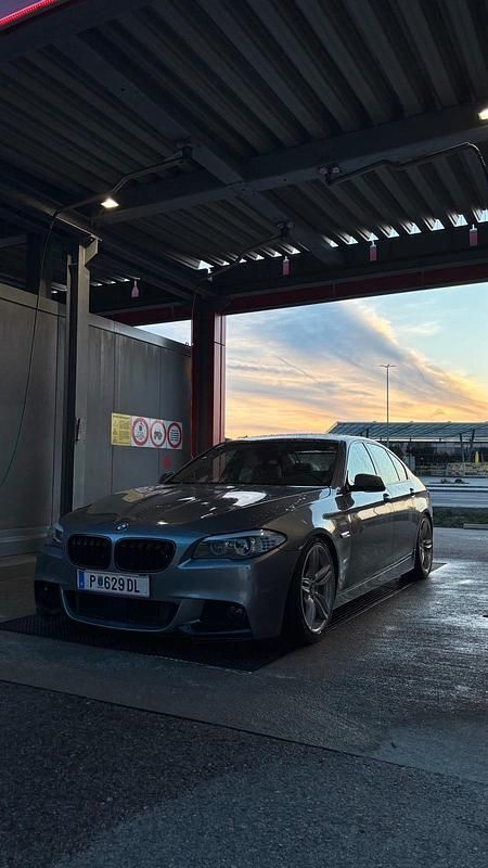 Grau Gebraucht 2010 BMW 535 Limousine | 20.000 € - Bild 1/4