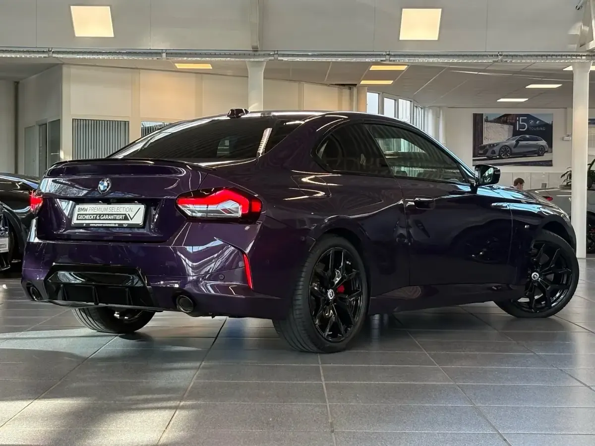 Gebraucht BMW 230 M Sport 258 PS (189 kW) 2025 Violett Coupé