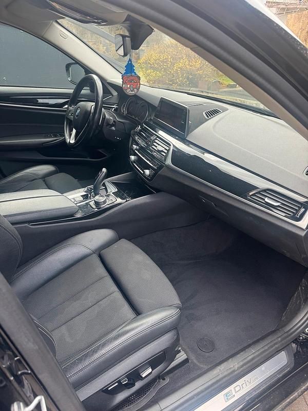 Gebraucht BMW 530e 252 PS (185 kW) 2019 Schwarz Limousine