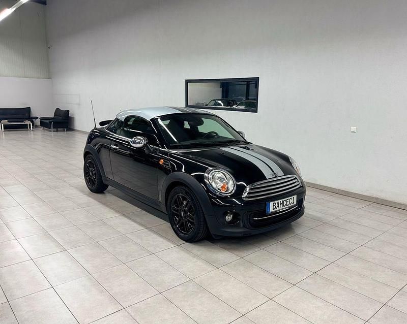 Gebraucht Mini Cooper 122 PS (89 kW) 2012 Schwarz Kleinwagen