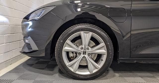 Gebraucht Seat Leon FR 204 PS (150 kW) 2023 Metallic