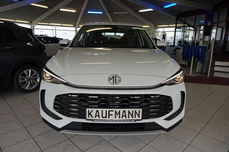 Neu MG ZS 116 PS (85 kW) 2026 Weiß SUV