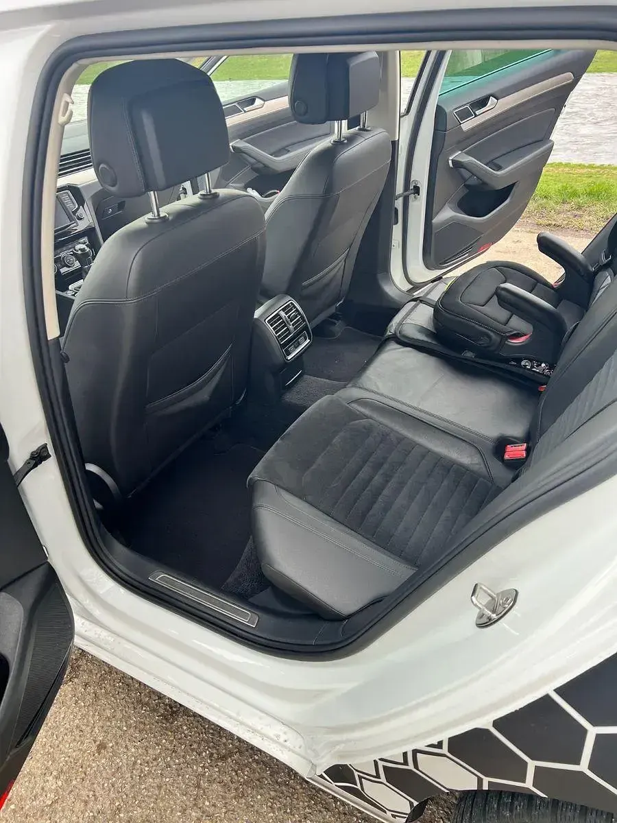 Gebraucht VW Passat Highline 150 PS (110 kW) 2016 Weiß Kombi