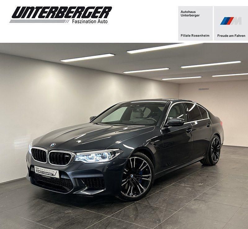 Singapur grau Gebraucht 2019 BMW M5 Sport Line Limousine | 64.850 € (Fairer Preis) - Bild 1/4