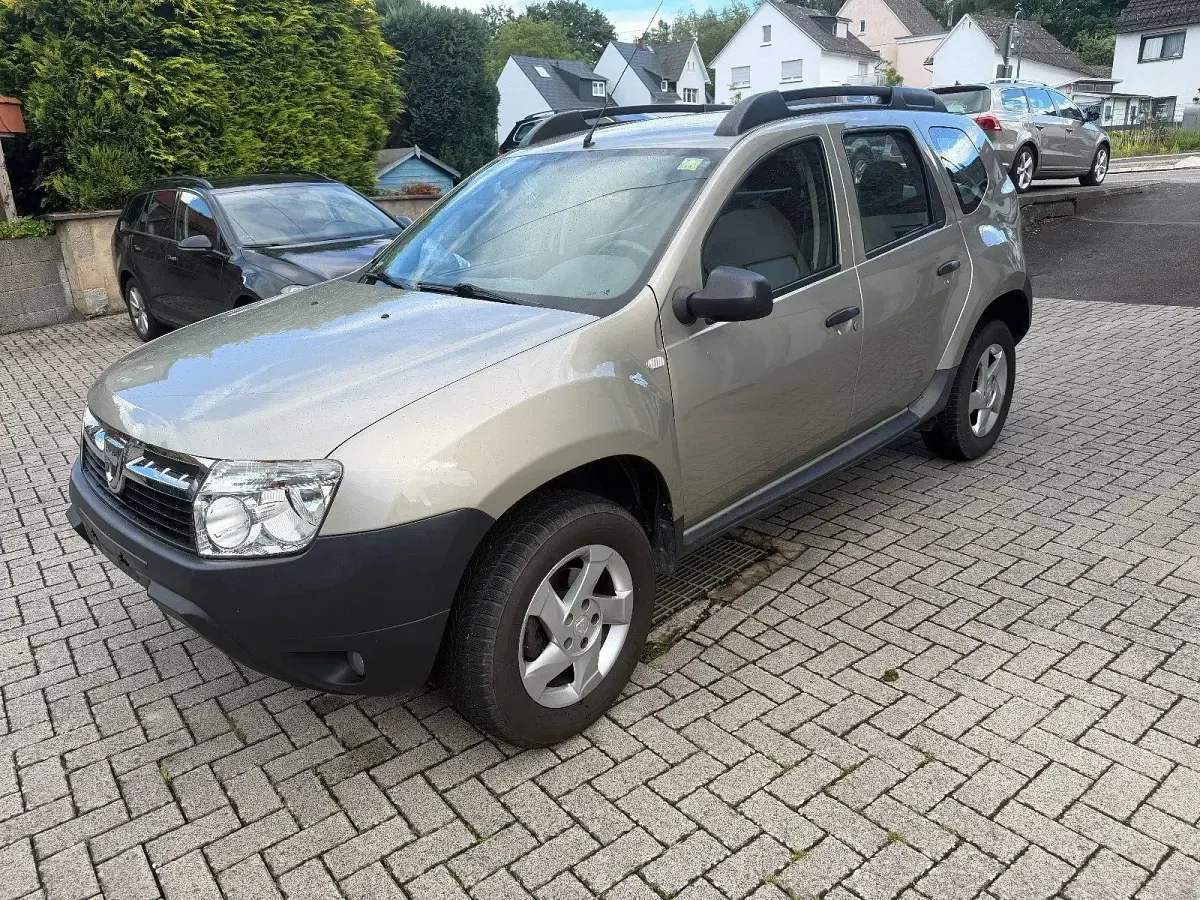 Gebraucht Dacia Duster Ambiance 90 PS (66 kW) 2012 Beige SUV