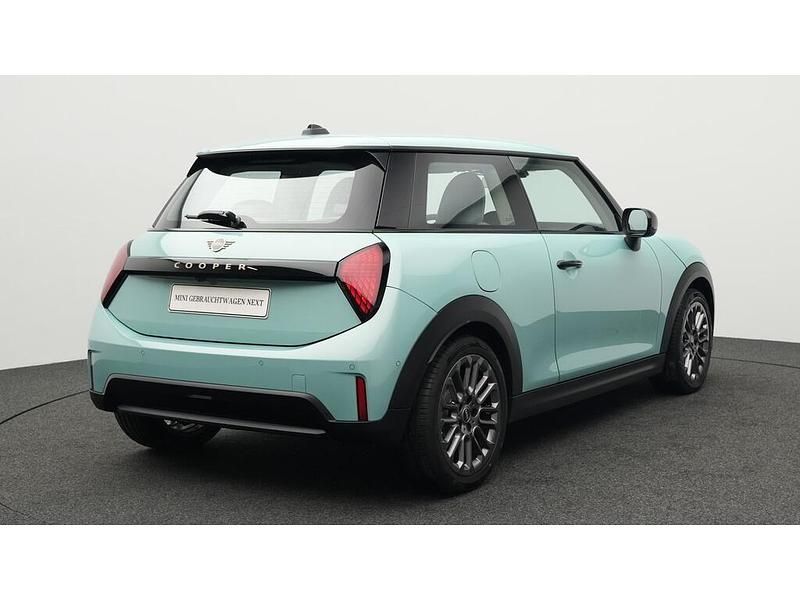 Gebraucht Mini Cooper Classic 156 PS (114 kW) 2025 Grün Kleinwagen