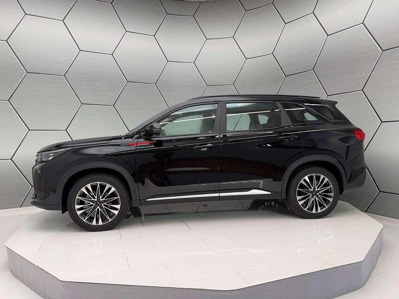 Neu DFSK Fengon 177 PS (130 kW) 2026 Schwarz SUV