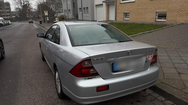 Gebraucht Honda Civic 125 PS (91 kW) 2002 Silber Coupé