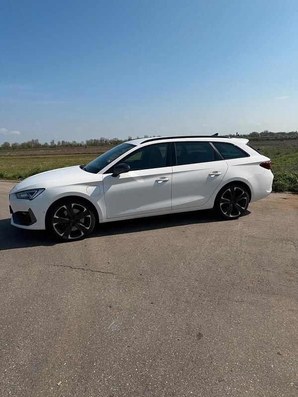 Gebraucht Cupra Leon 245 PS (180 kW) 2021 Weiß Kombi