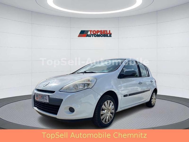 Weiß Gebraucht 2011 Renault Clio II Expression Kleinwagen | 2.950 € (Fairer Preis) - Bild 1/4