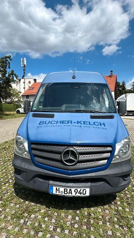 Blau Gebraucht 2018 Mercedes Sprinter Van | 17.000 € - Bild 1/4