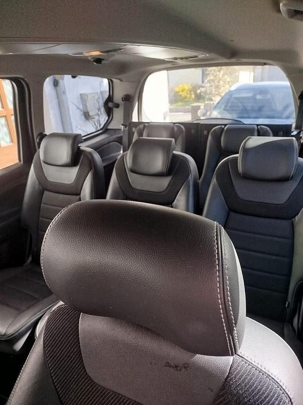 Gebraucht Ford Galaxy Titanium 140 PS (102 kW) 2013 Schwarz Van / Kleinbus