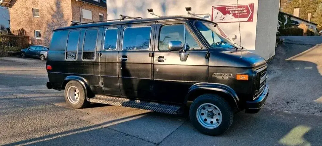 Gebraucht Chevrolet G 200 PS (147 kW) 1989 Schwarz Van