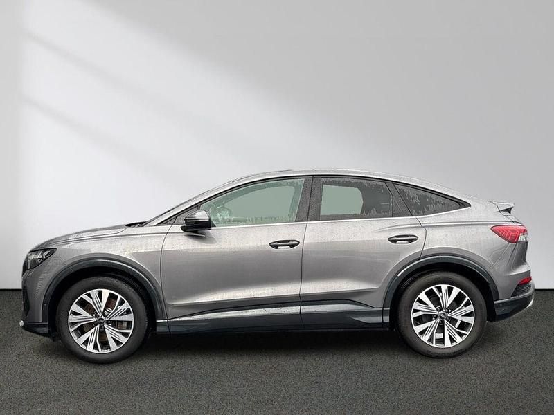 Gebraucht Audi Q4 Sportback e-tron Advanced 150 kW (204 PS) 2022 Taifungrau metallic SUV