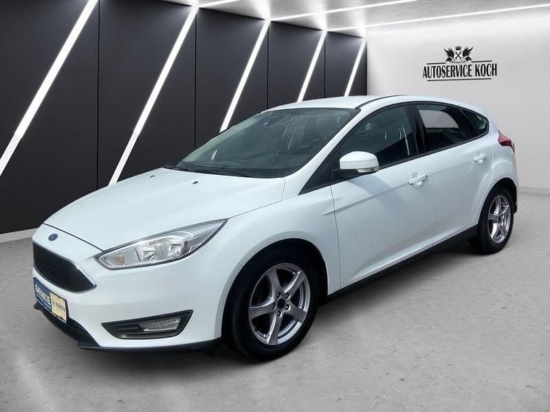 Weiß Gebraucht 2016 Ford Focus Business Edition Limousine | 9.600 € (Fairer Preis) - Bild 1/4