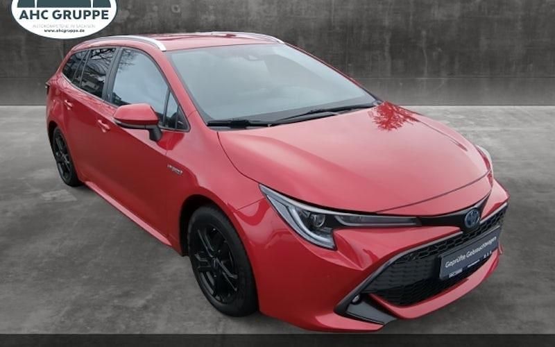 Gebraucht Toyota Corolla Team 184 PS (135 kW) 2022 Rot Kombi
