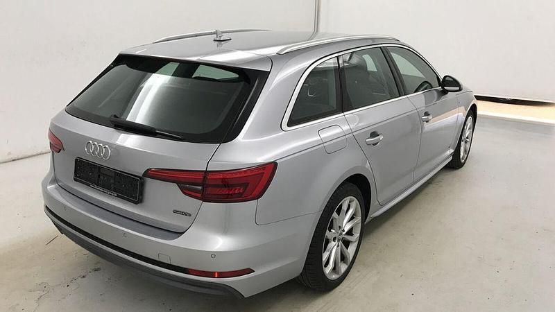 Gebraucht Audi A4 Design 190 PS (139 kW) 2016 Silber Kombi