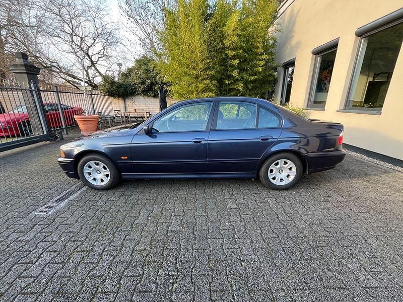 Gebraucht BMW 525 Shadowline 192 PS (141 kW) 2001 Blau Limousine
