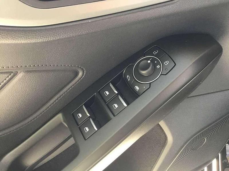 Gebraucht Ford Focus ST-Line 155 PS (114 kW) 2022 Agate black metallic Kombi