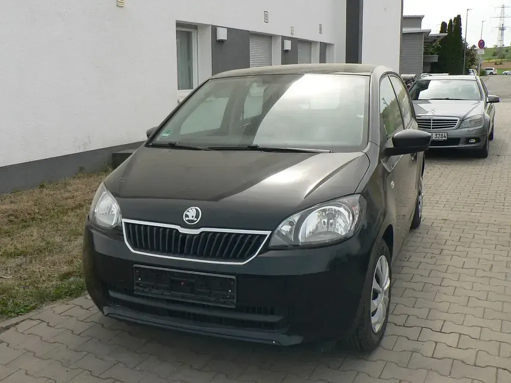 Second-hand Skoda Citigo Ambition 75 CP (55 kW) 2013 Negru Hatchback