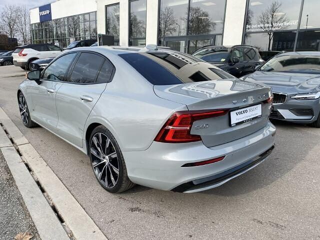 Gebraucht Volvo S60 Ultimate 250 PS (183 kW) 2023 Grau Limousine