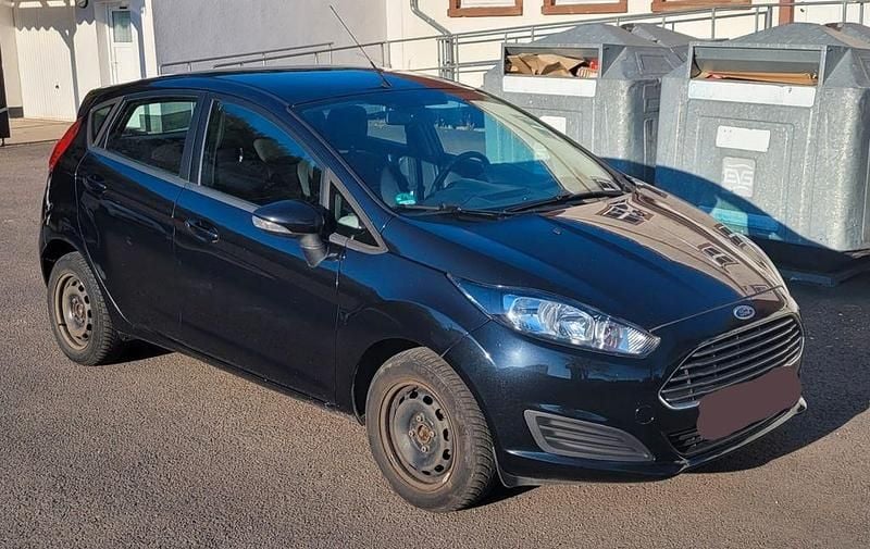 Gebraucht Ford Fiesta Trend 80 PS (58 kW) 2013 Schwarz Limousine
