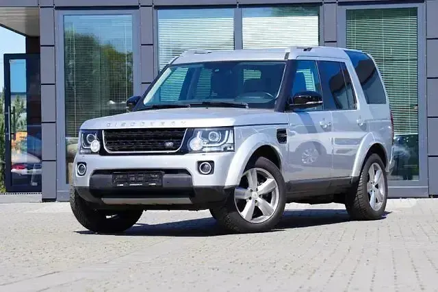 Gebraucht Land Rover Discovery 4 Landmark 256 PS (188 kW) 2016 Silber SUV