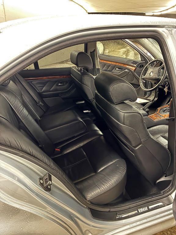 Gebraucht BMW 528 193 PS (141 kW) 1998 Silber Limousine