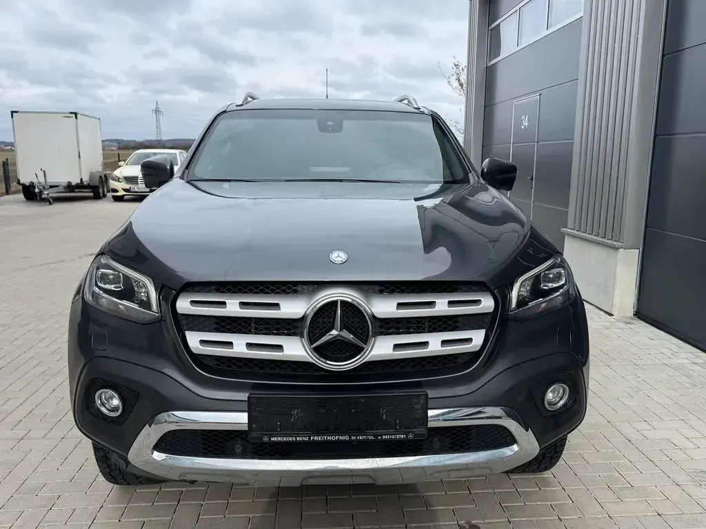Gebraucht Mercedes X350 258 PS (189 kW) 2018 Grau Pickup