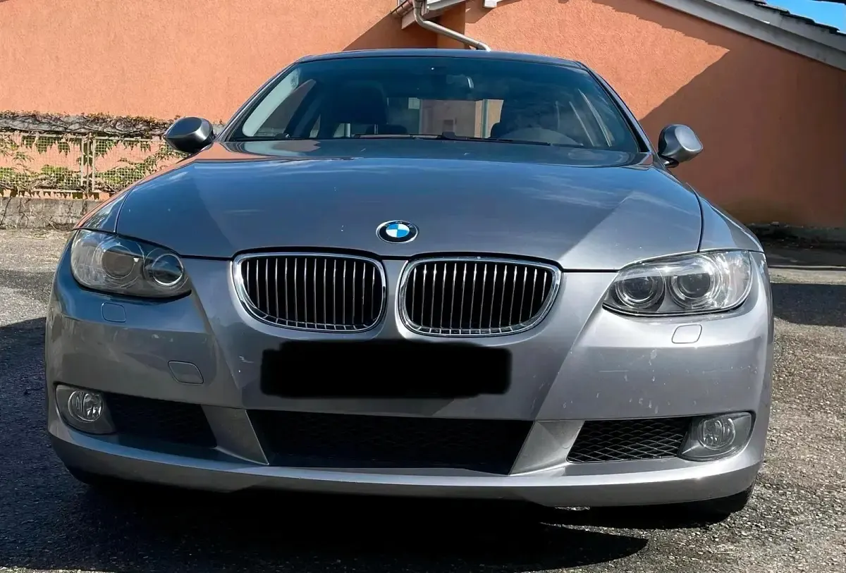 Używany BMW 325 218 KM (160 kW) 2006 Szary Coupe